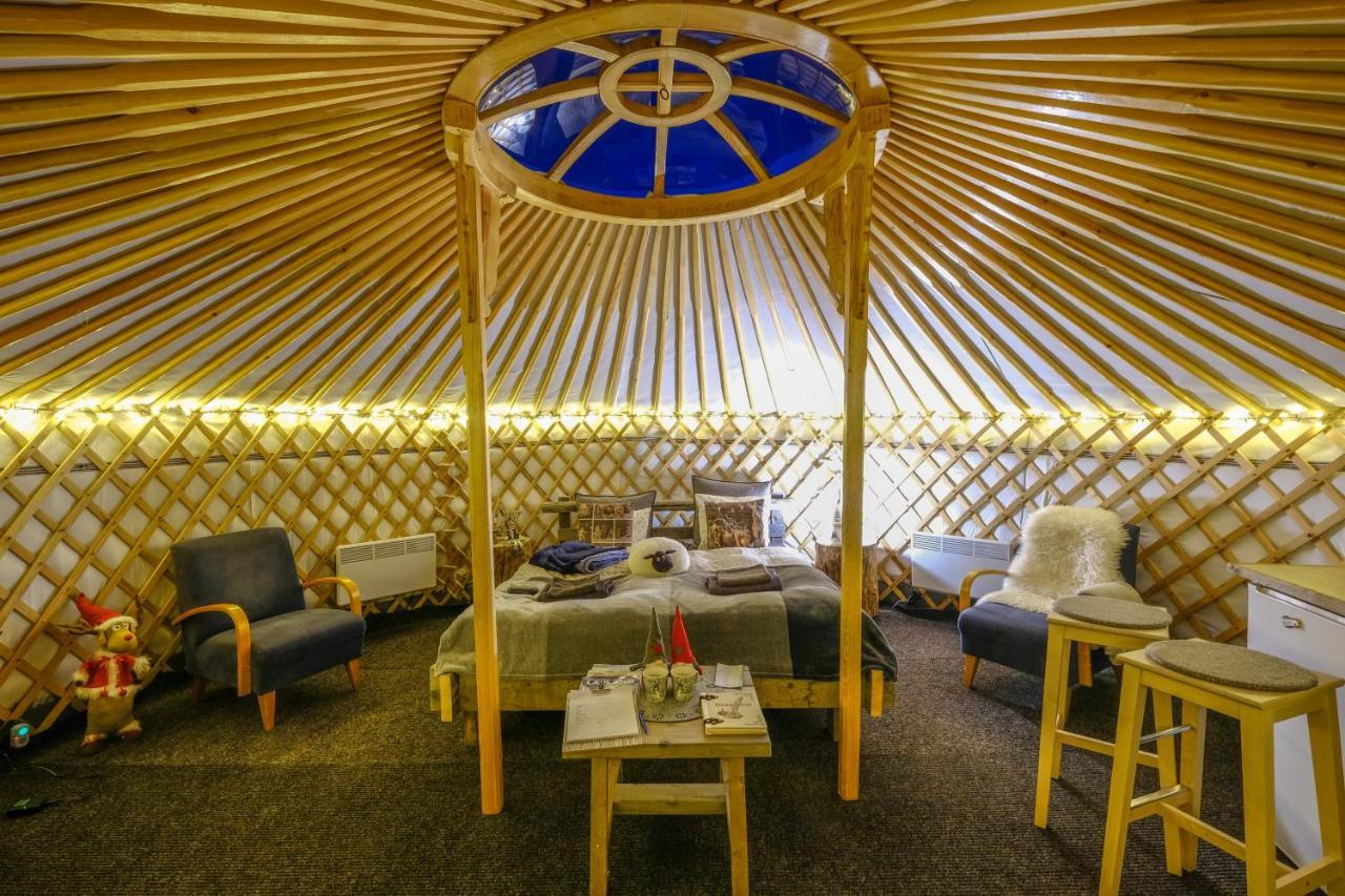 Yurt District 호텔 로바니에미 외부 사진
