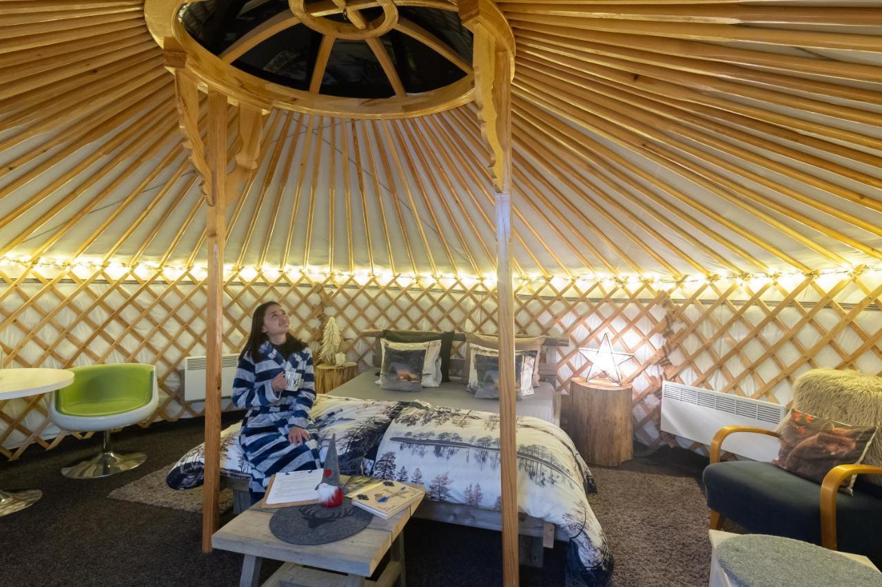 Yurt District 호텔 로바니에미 외부 사진