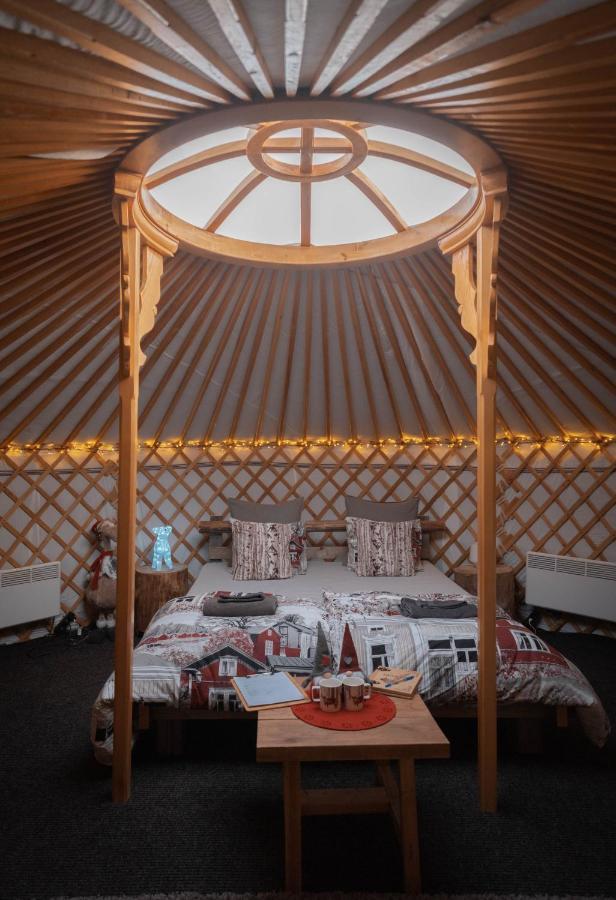Yurt District 호텔 로바니에미 외부 사진